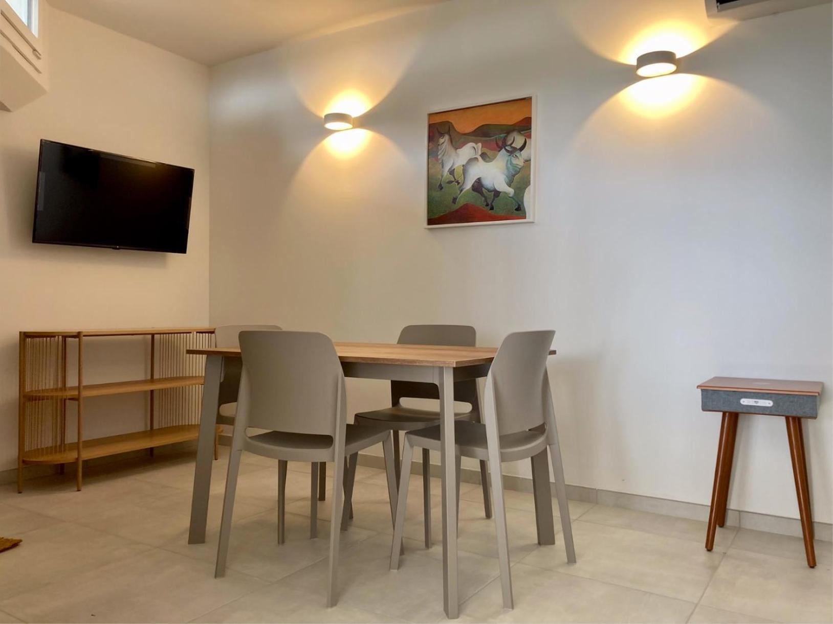 Seafront Apartments1 D'olivo Al Mare Apartment *